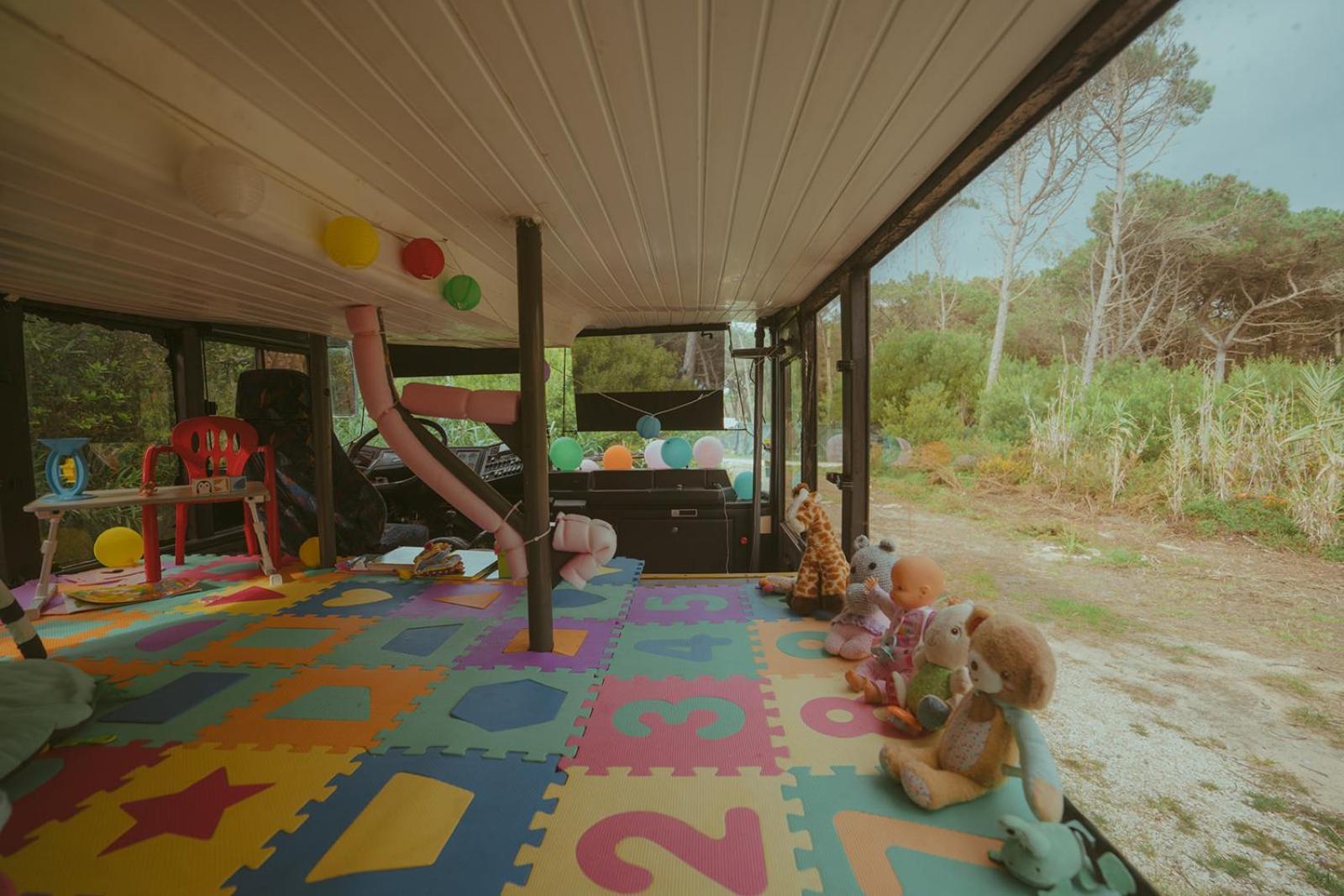 The Amazing Inacio Bus Converted Home Sintra Exterior foto