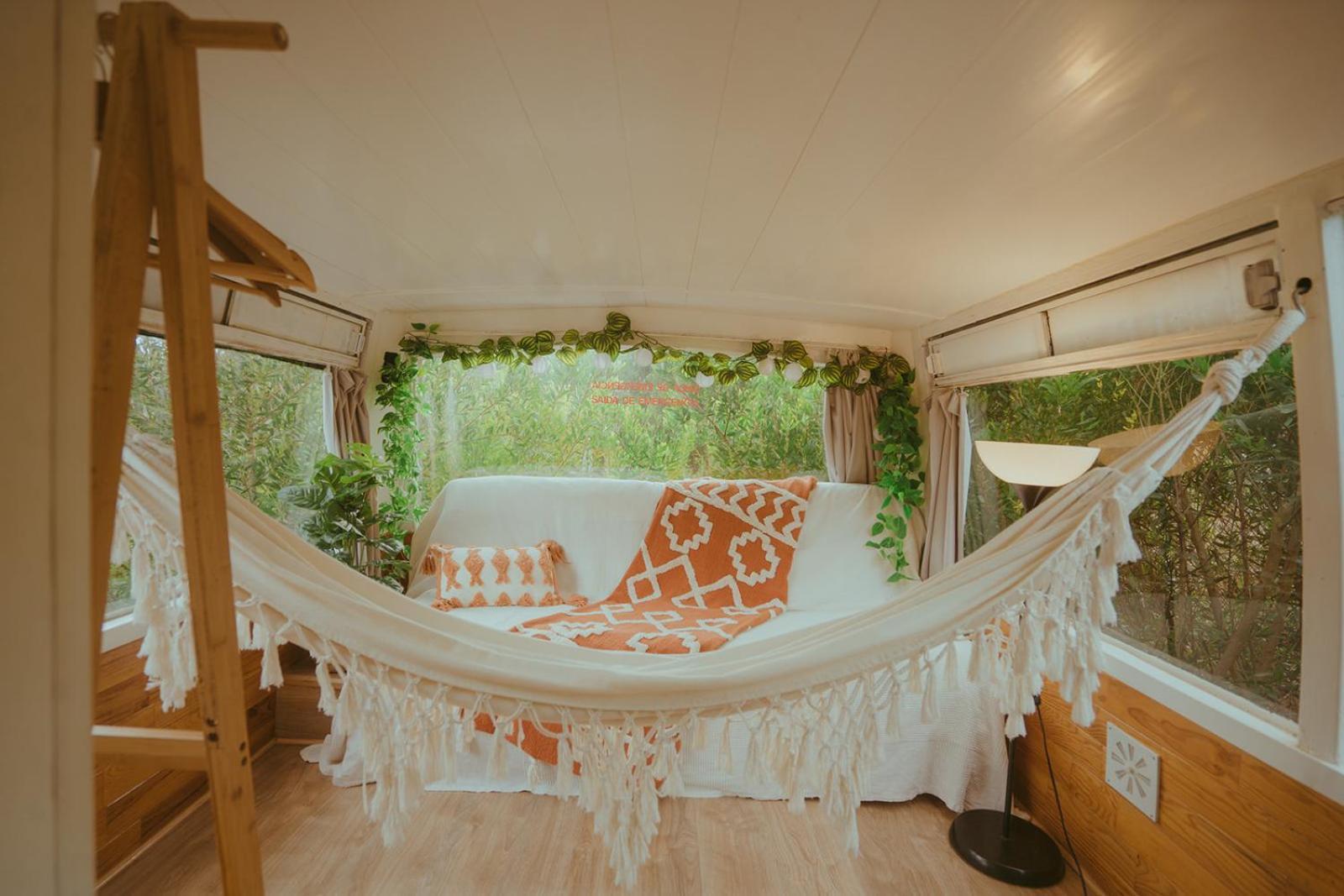 The Amazing Inacio Bus Converted Home Sintra Exterior foto