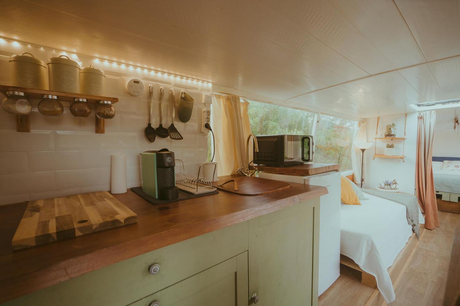 The Amazing Inacio Bus Converted Home Sintra Exterior foto